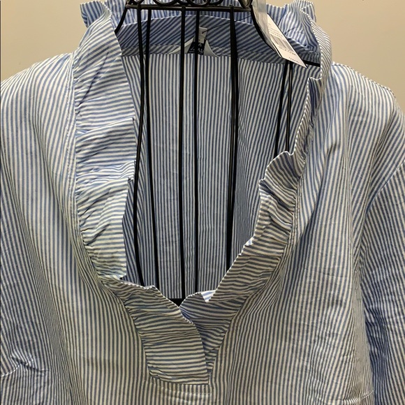 🍭Pinstripe Ruffle Top🍭 - Picture 4 of 4